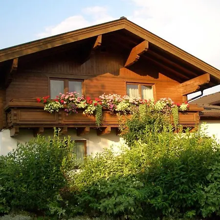 Apartment Popelka *